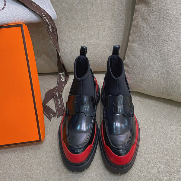 Stivaletto HM in pelle di vacchetta nera e rossa 348003