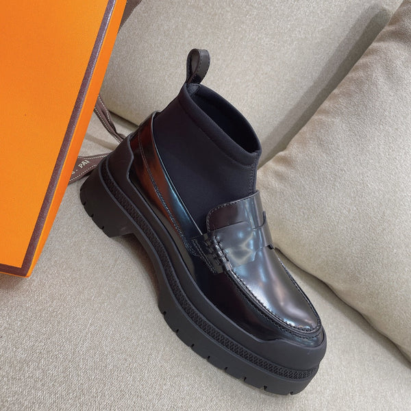 HM Short Boot Black Cowhide 348002