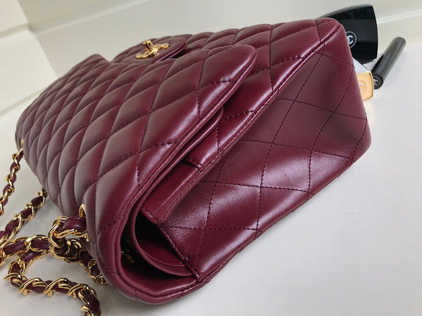 borsa a patta jumbo 30 in pelle di agnello bordeaux con finiture dorate