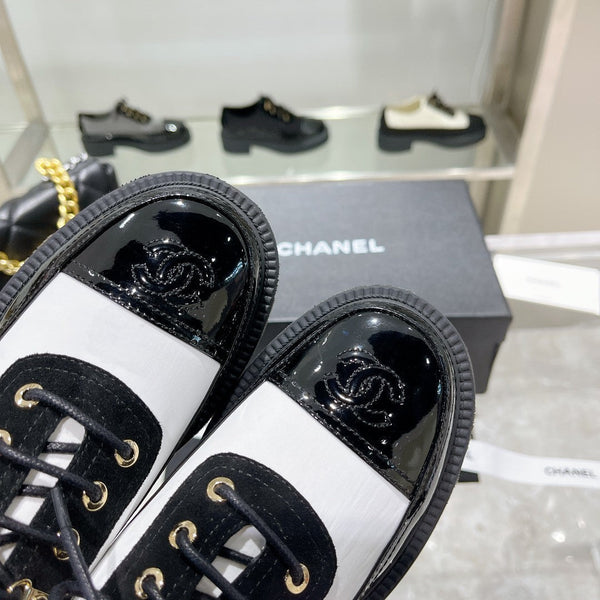 CC Sneaker 45mm Black White Wrinkled Lambskin And Cowhide