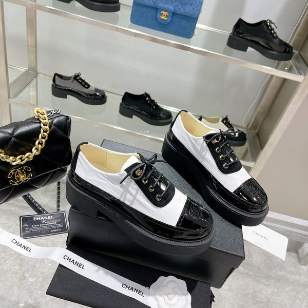 CC Sneaker 45mm Black White Wrinkled Lambskin And Cowhide