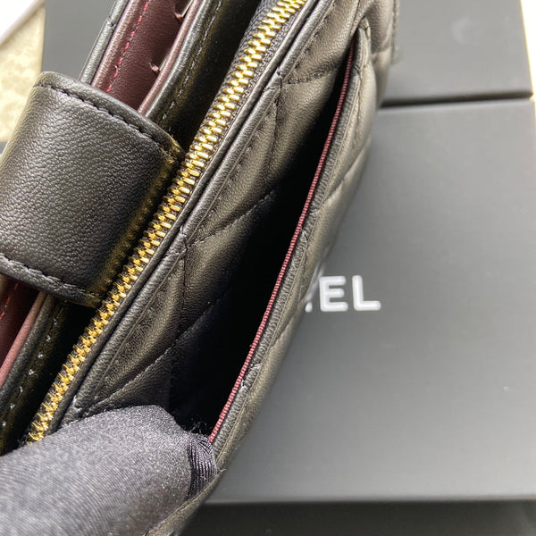 CC A48667 Zip Pocket Wallet Black Sheepskin GHW 229762