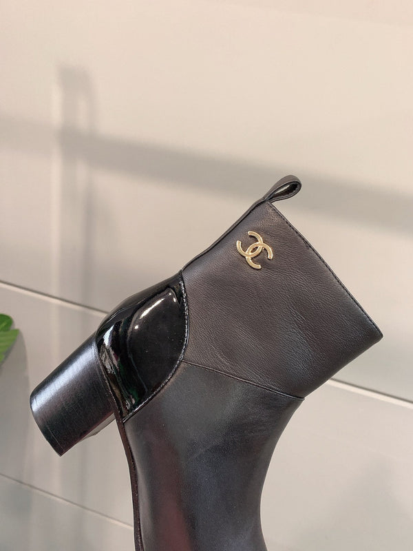 CC Block Heel Ankle Boots 60mm Black Patent Leather Sheeepskin 464554