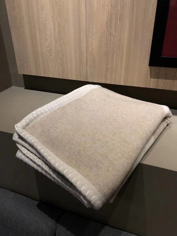CC Merino Blanket Beige White Wool Cashmere
