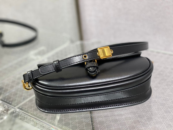 medium cd east west 22cm black calfskin ghw
