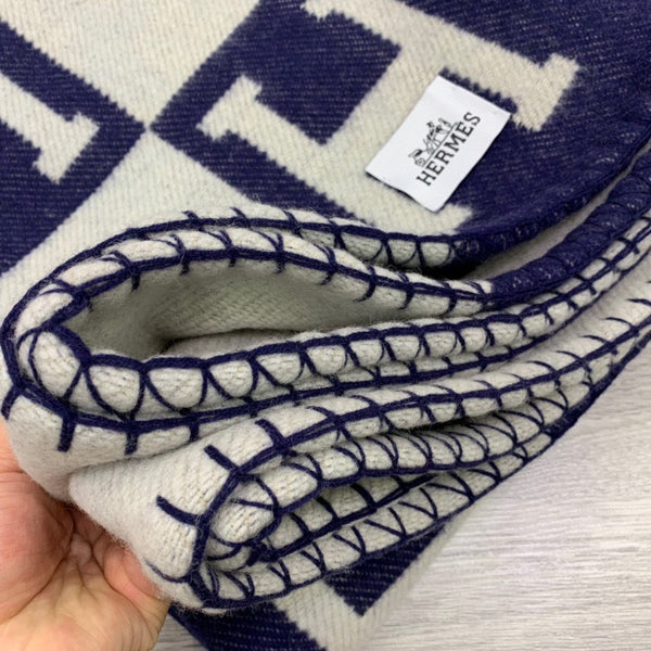 HM Avalon Throw Blanket Marine White Wool Cashmere