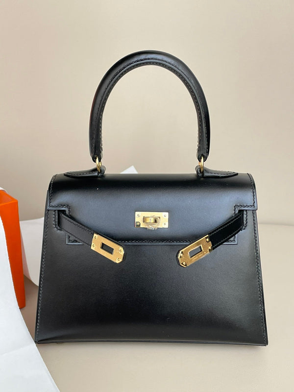 KELLY MINI 20 BAG IN BLACK SMOOTH CALFSKIN WITH GOLD HARDWARE (MADE - TO - ODER)