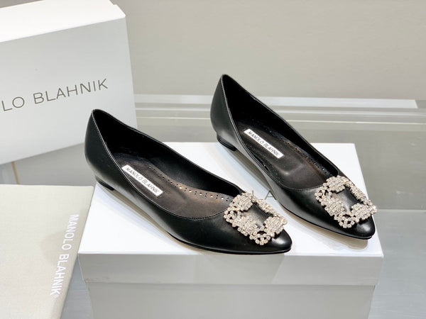 Manolo Snowflake Buckle Pumps Black Cowhide 204508