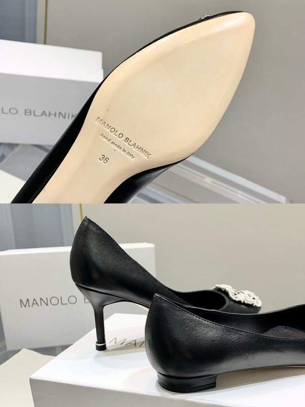 Manolo Snowflake Buckle Pumps Black Cowhide 204508