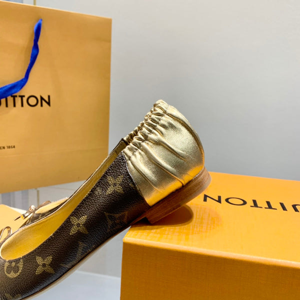 LV Joy Ballerina in pelle di vitello monogrammata marrone scuro misto giallo