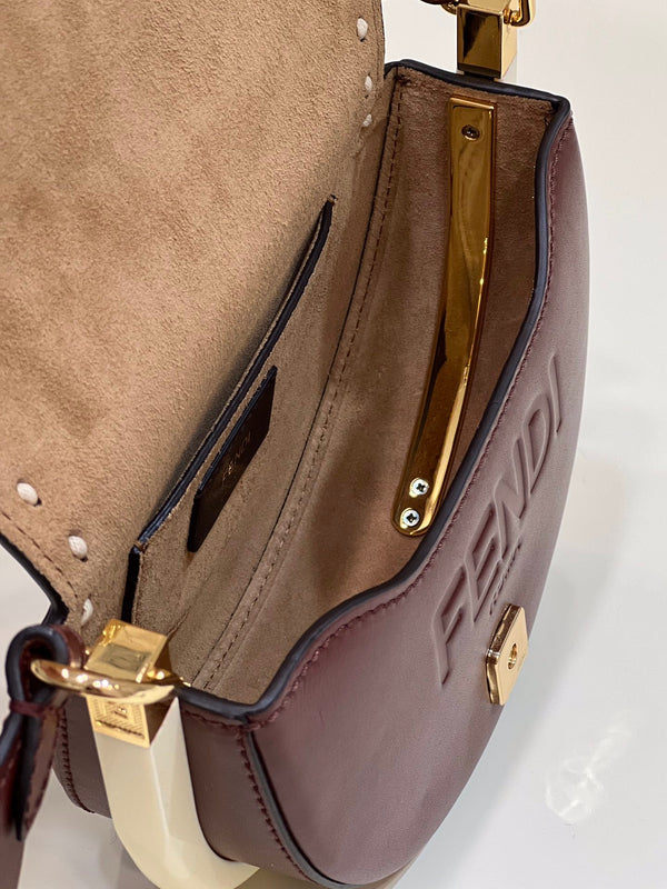 MOONLIGHT 19 IN PELLE DI VITELLO LISCIA ROSSO VINO CON FERRAMENTA ORO