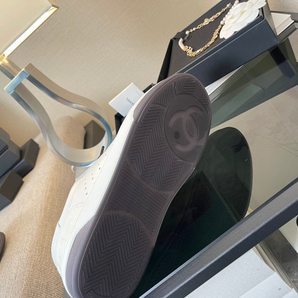 CC 22A Sneaker Black White Calfskin & Rubber 413922