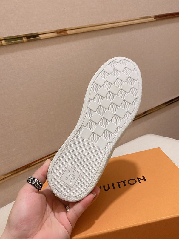 LV TRAINER IN WHITE MIX CHOCOLATE BROWN CALFSKIN