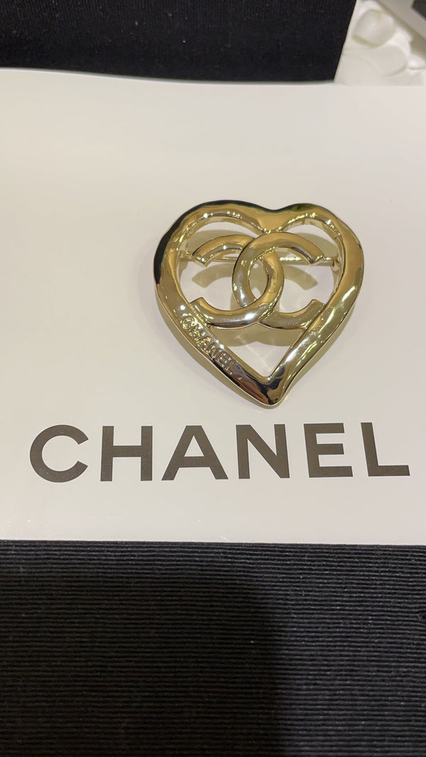 CC Brooch Gold 159549