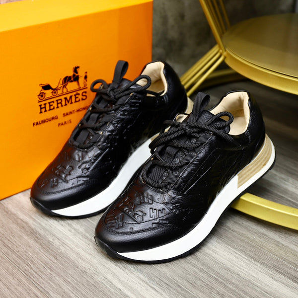 HM EMBOSSED ICON SNEAKER BLACK CALFSKIN
