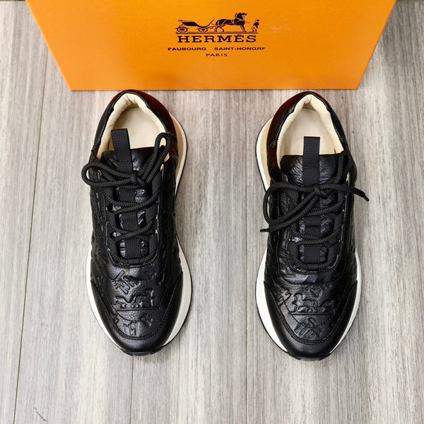 HM EMBOSSED ICON SNEAKER BLACK CALFSKIN