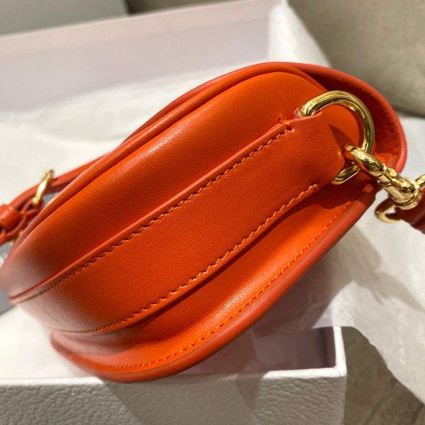 medium cd east west bobby 22cm dark tan calfskin ghw