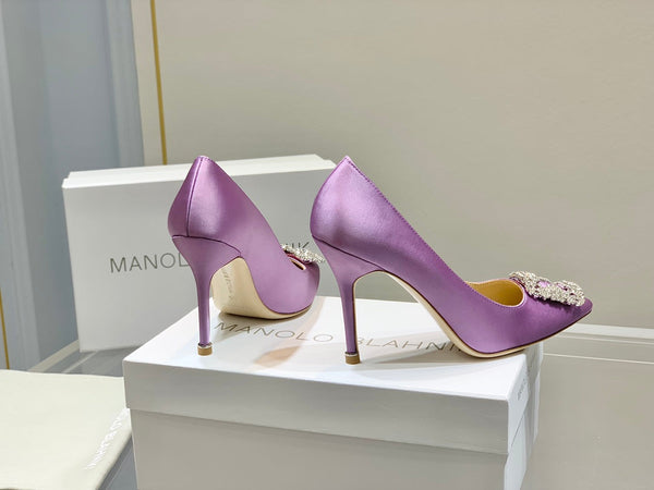 Manolo Diamond Buckle Pumps Purple Silk 327505