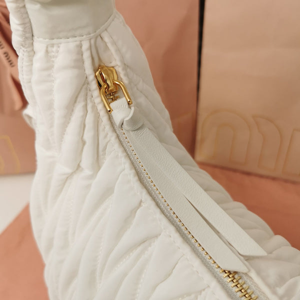 BORSA WANDER 28 IN NYLON ECO-COMPATIBILE BIANCO