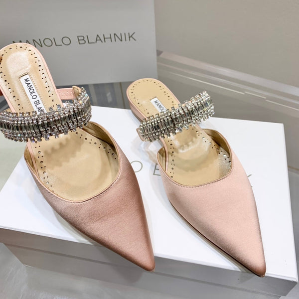 Manolo Flats Mules Diamond Buckle Pink Nude Silk Satin 327488