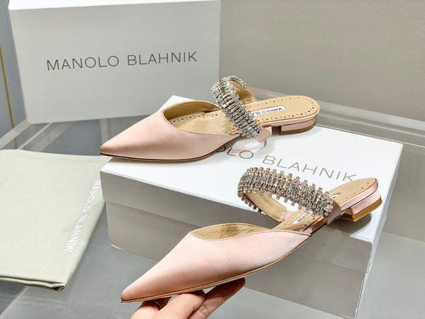 Manolo Flats Mules Diamond Buckle Pink Nude Silk Satin 327488