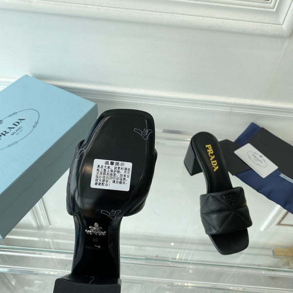 Sandalo con tacco Pra 65 suola quadrata trapuntato in pelle nera