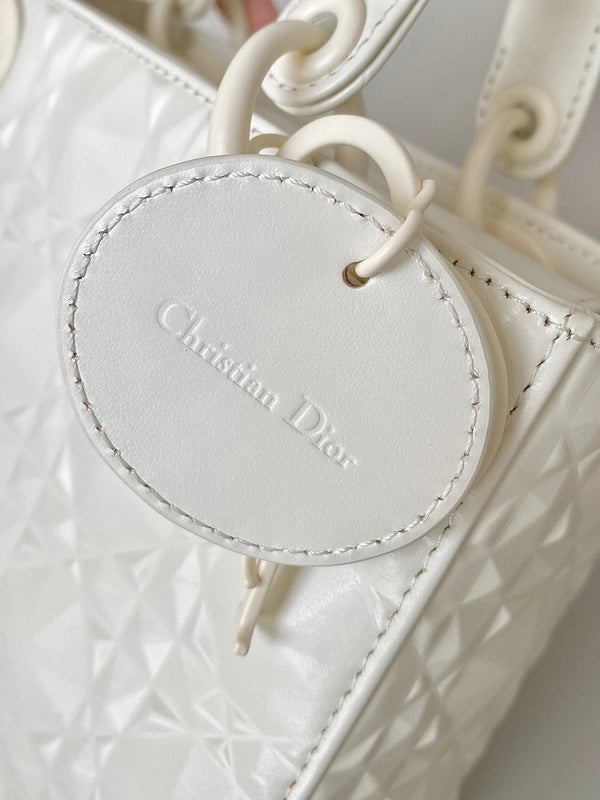 SMALL LADY 20 PELLE DI AGNELLO BIANCA MOTIVO A ROMBI