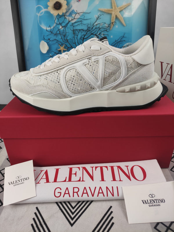 Lace And Mesh Lacerunner Sneaker In White Mix Light Grey 994622