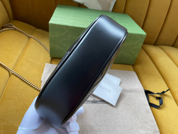 Gucci Marmont 21cm Shoulder Bag Black Leather 333535