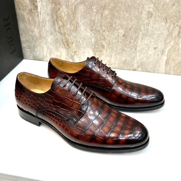 CD CROCODILE MOTIF BASIC OXFORD SIENNA CALFSKIN