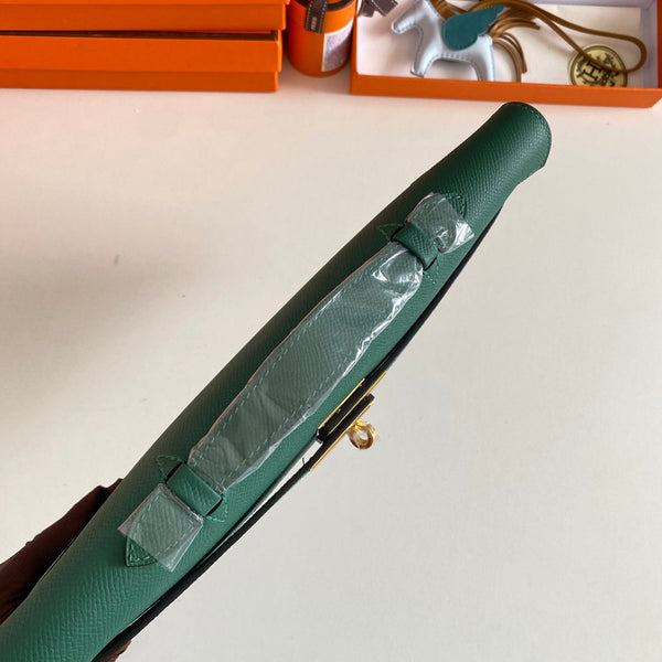 HM Kelly Cut 31 Kaitoke Green Epsom Leather Gold Hardware 229040