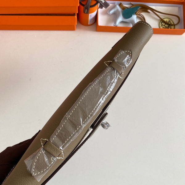 HM Kelly Cut 31 Etoupe Epsom Leather Silver Hardware 229055