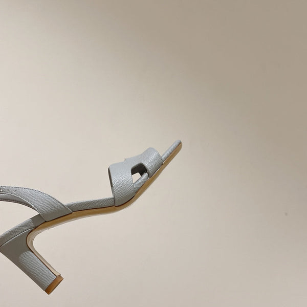 SANDALO SLINGBACK ETERNITE 75 IN PELLE DI AGNELLO GRIGIO CREMA