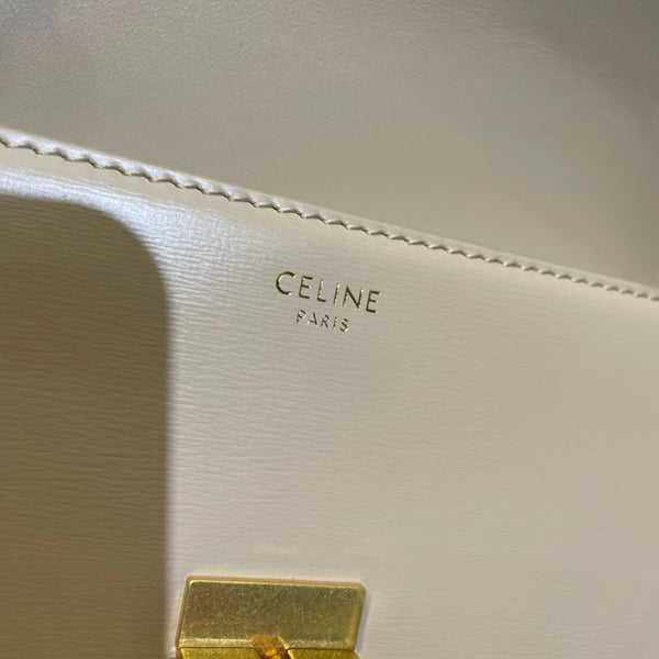 classic triumph 20 in pelle di vitello beige chiaro con finiture dorate