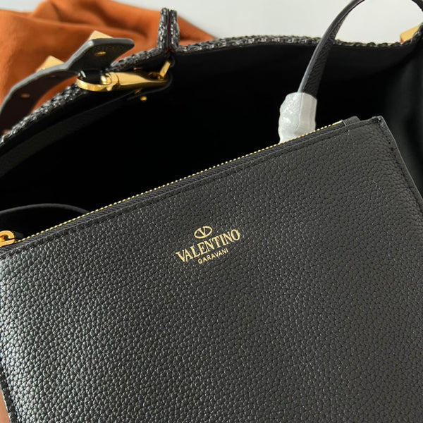 Valentino Spring and Summer 35 Tote Bag Black Raffia 552573