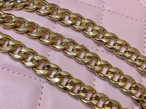 CC Handle Small Shoulder Bag 13cm Pink Sheepskin