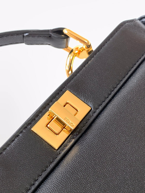 Borsa Peekaboo ISeeU Petite 20 Pelle di agnello nera Ghw