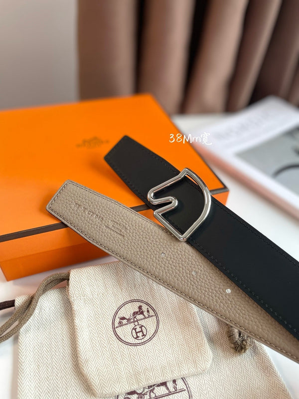 BOUCLE BELT BUCKLE & REVERSIBLE KHAKI BROWN LEATHER STRAP 38MM SILVER HARDWARE