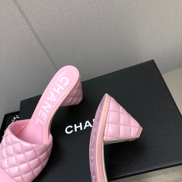 SANDALI TRAPUNTATI A ROMBI DA 6 CM IN PELLE DI AGNELLO ROSA CONTORNO