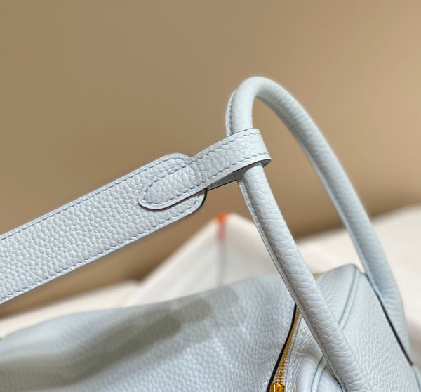 HM LINDY 30 BAG PASTEL BLUE TAURILLON CLEMENCE LEATHER