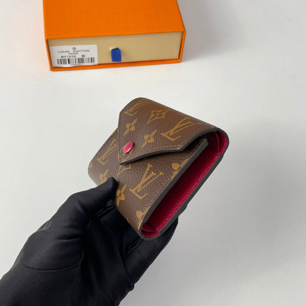 LV M41938 Victorine Wallet Brown Purple-red Monogram Canvas 221673