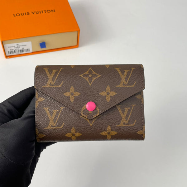LV M41938 Victorine Wallet Brown Rose Red Monogram Canvas 221675