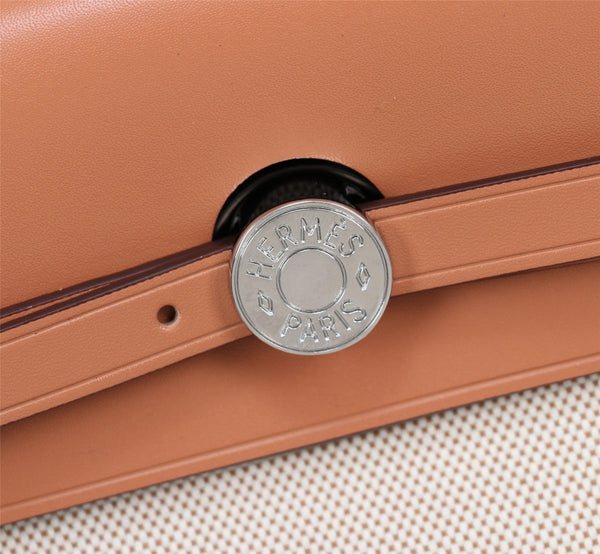 HM HERBAG ZIP 31 CIDER AND CREAMY WHITE CALFSKIN