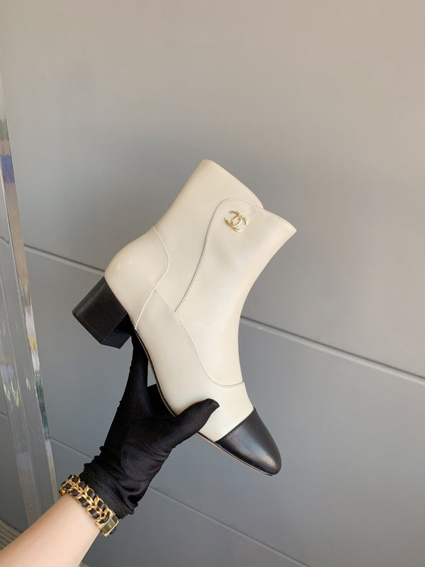 CC Ankle Boots Block Heel 60mm White Black Cowhide 464569