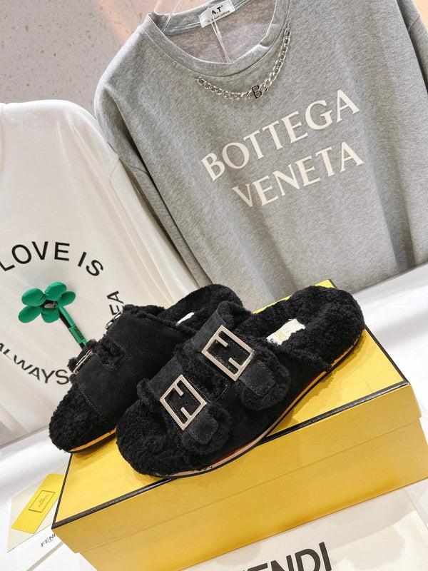 FENDI DAD SANDAL MULE IN BLACK SUEDE WITH FLEECE WITH GOLD HARDWARE