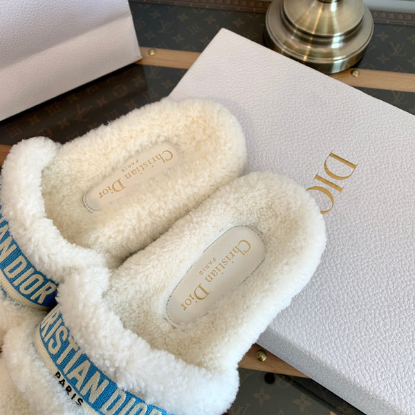 CD Dway Slide Blue White Wool Fleece Lining And Canvas Fabric