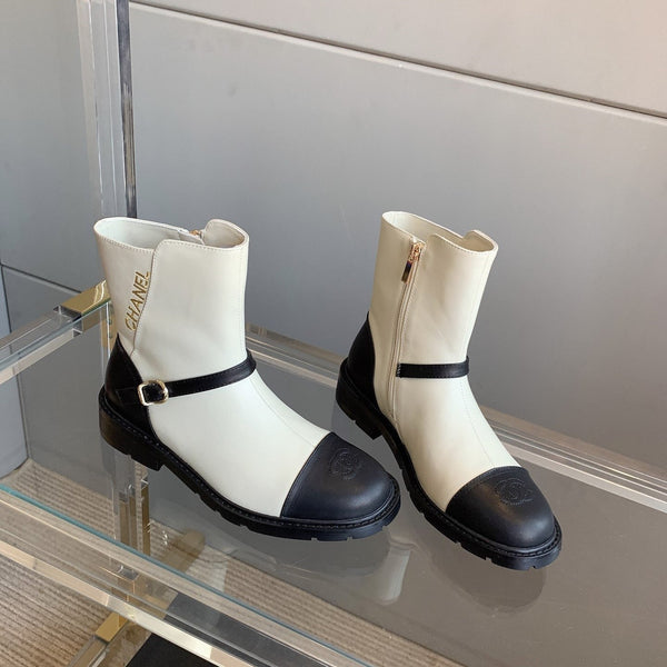 CC Front-Strap Ankle Boots 35mm Black White Sheeepskin 464553