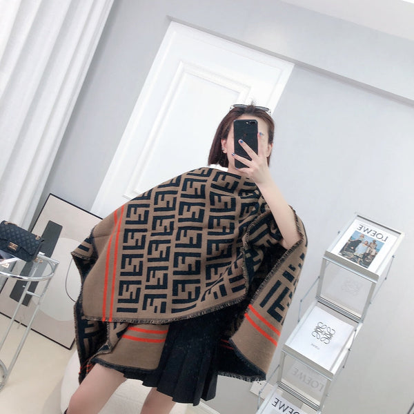 FF 140 CM PONCHO CHOCOLATE BROWN MIX BLACK WOOL AND SILK