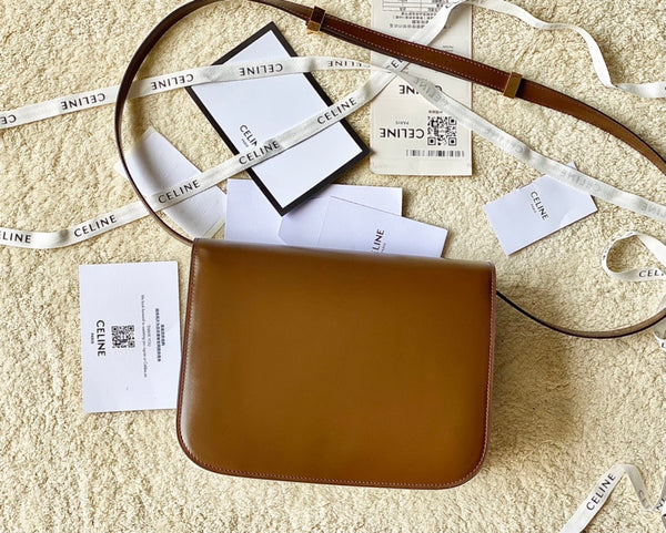 CELINE MEDIUM CLASSIQUE BAG 24CM GOLD CALFSKIN