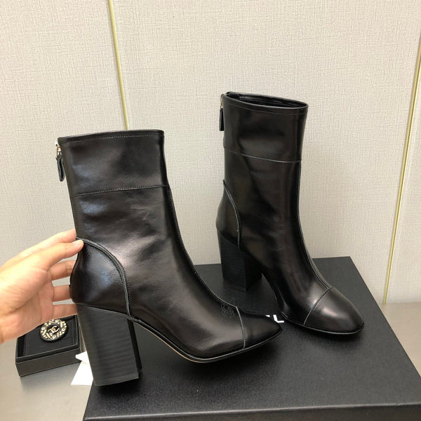 HIGH HEEL ANKLE BOOTS IN BLACK CALFSKIN